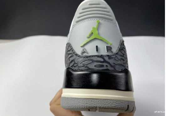 Chlorophyll Jordan Retro 3 136064-006 136064-006 Air 0429